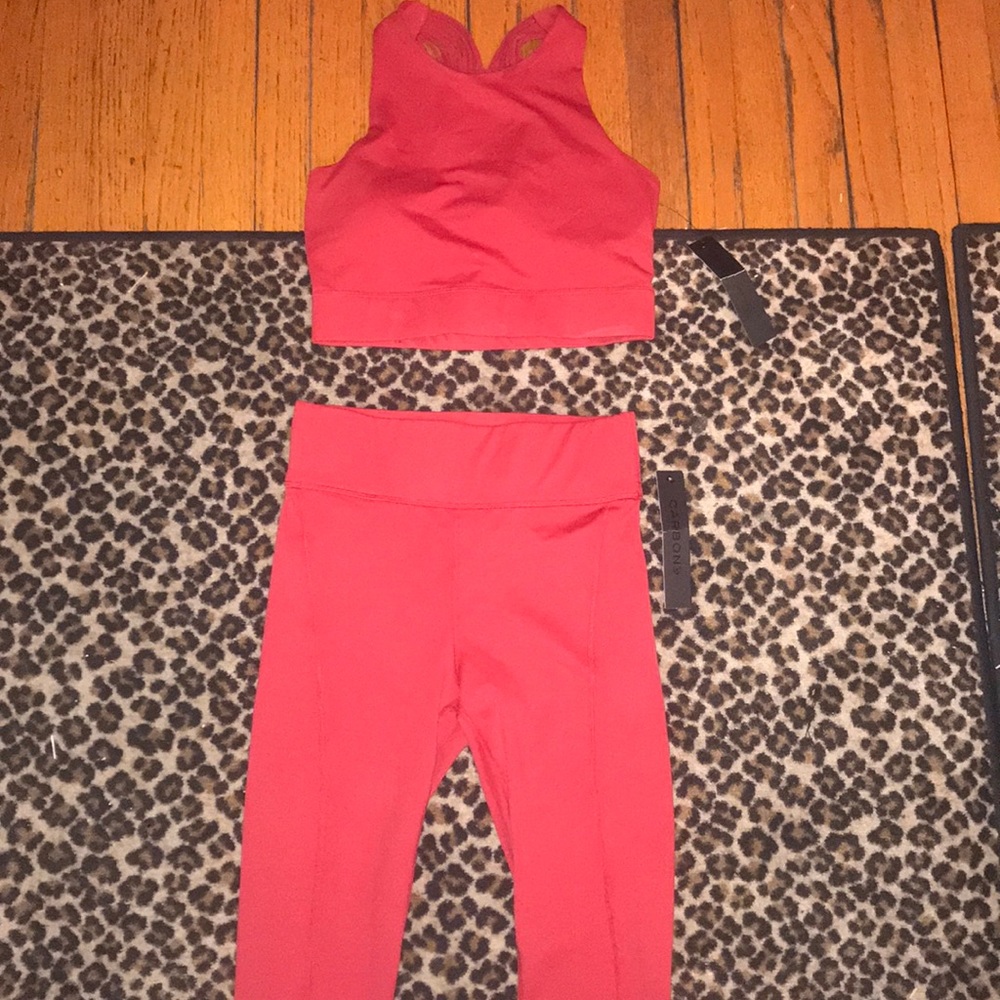 Carbon 38 workout set